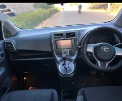 Toyota Ractis - 2