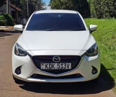 Mazda Demio - 4