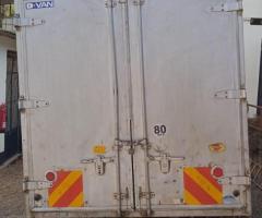 Mitsubishi Fuso Canter, White Cabin, Closed Back. - 3