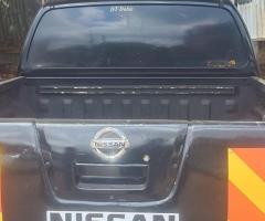 NISSAN NAVARA - 5