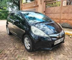 Honda Fit hybrid - 3