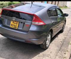 Honda insight - 3