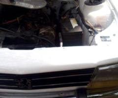 Peugeot 504 saloon, manual, 5 speed, accident free - 6