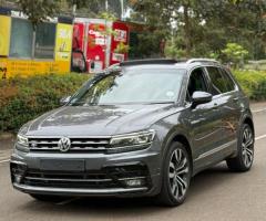 2018 VOLKSWAGEN TIGUAN R-LINE TSI 4MOTION - 3