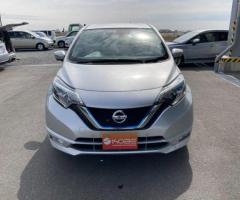 2018 Nissan Note e- Power -X - 2