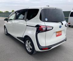 2018 Toyota Sienta Hybrid ﾌｧﾝ Base G - 4