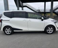 2018 Toyota Sienta Hybrid ﾌｧﾝ Base G - 7