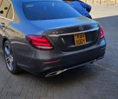 MERCEDES-BENZ E300E AVANTGARDE - 8