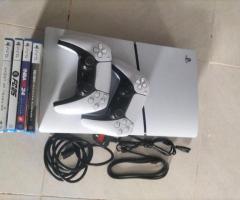 PS5 slim 1 TB - 3
