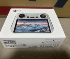 DJI Mavic 3 Fly More Combo + DJI RC, ND Filters, Care, Prop Guard, Landing Gear - 3