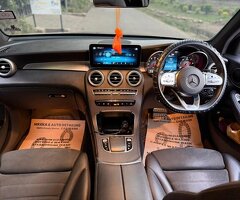 MERCEDES-BENZ GLC220D - 4