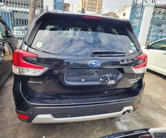 SUBARU FORESTER (BLACK) - 5