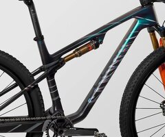 2025 Canyon Lux World Cup CFR MACH874 Mountain Bike (ZONACYCLES) - 3