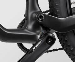 2025 Canyon Lux World Cup CFR MACH874 Mountain Bike (ZONACYCLES) - 6