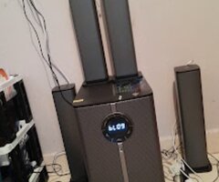 Hello I would like to sell this music VON as first as possible, i have an emergency.