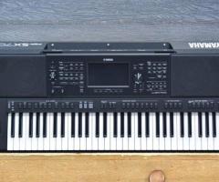 Yamaha PSR-SX900 61-Key High-Level Workstation Arranger Keyboard - 3