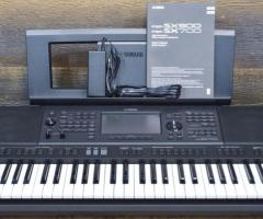 Yamaha PSR-SX900 61-Key High-Level Workstation Arranger Keyboard - 5