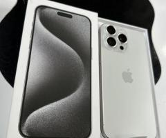 Apple iPhone 15 Pro Max - 512 GB - White Titanium (Unlocked) - 2