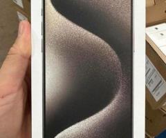 Apple iPhone 15 Pro Max - 512 GB - White Titanium (Unlocked) - 3